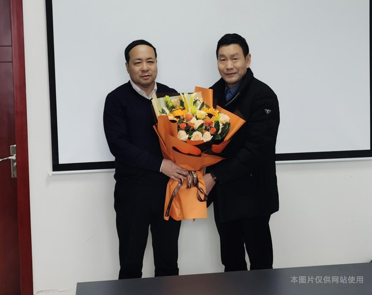 1643332395368011568.png 1643332395368011568.png