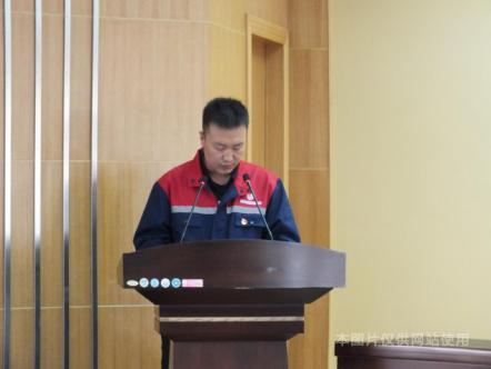 1672918390762031510.jpg 3.二支部书记述职.jpg