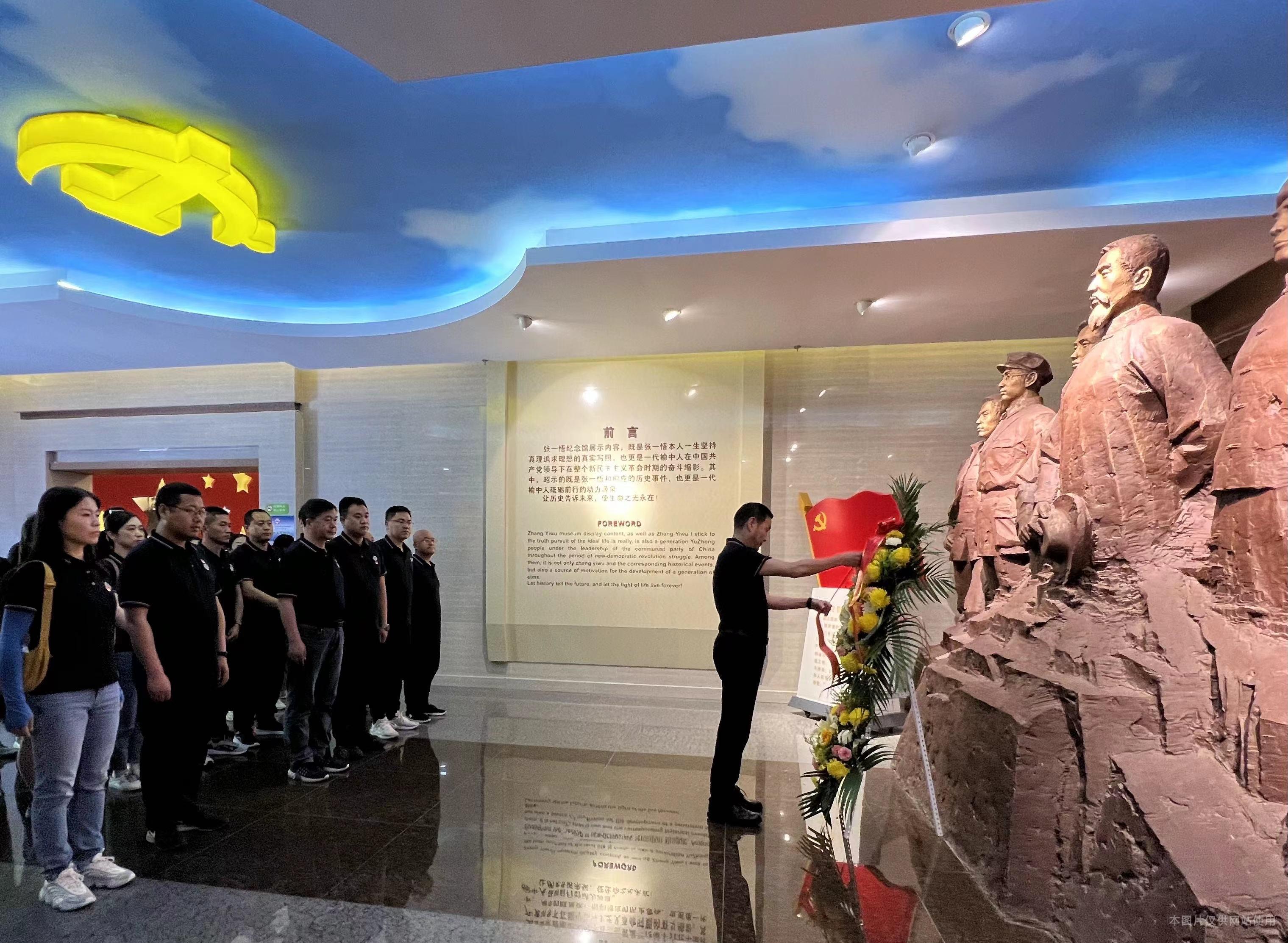 1688209039459057806.jpg 1688209039459057806.jpg