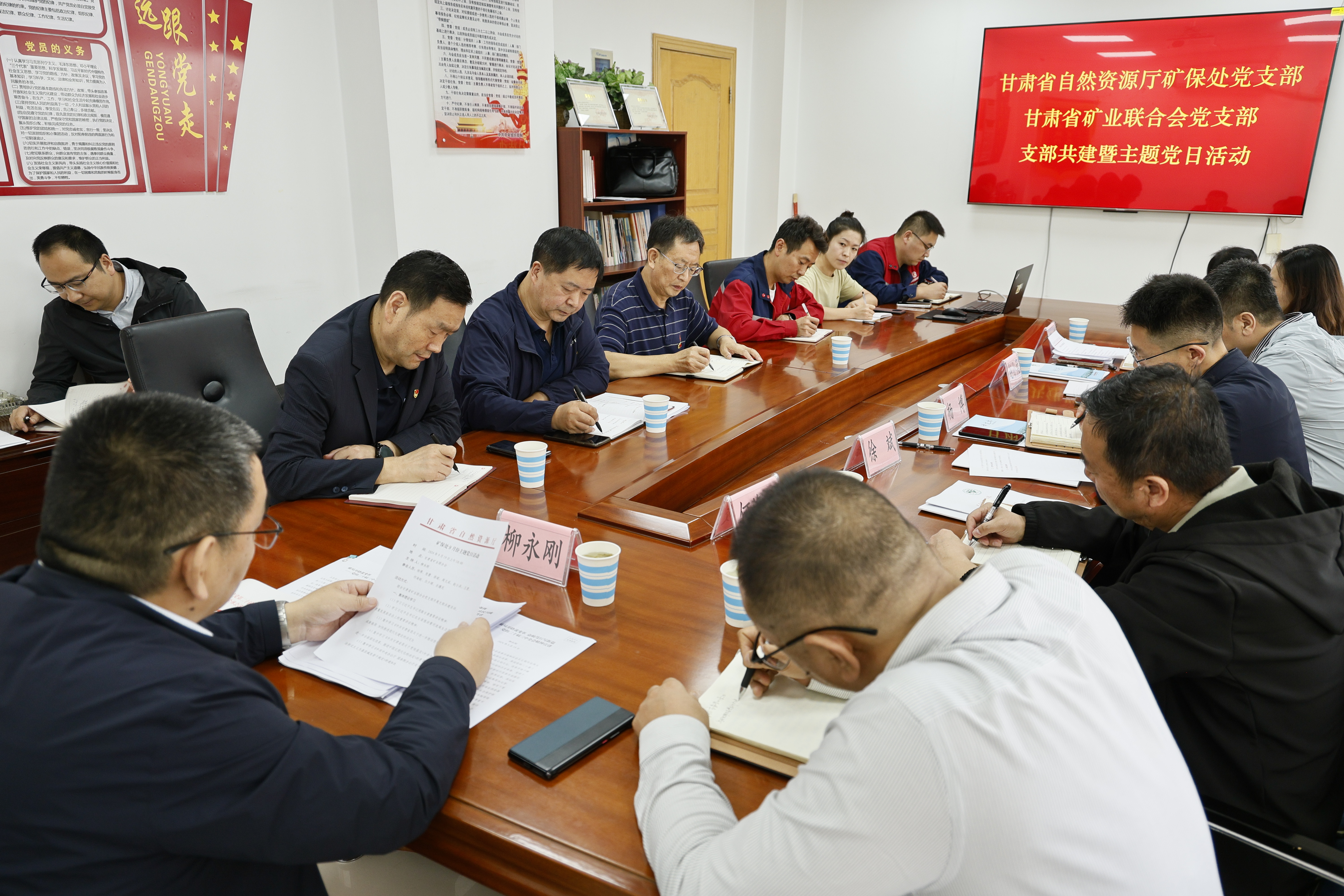 1726736964995081793.jpg 1726736964995081793.jpg