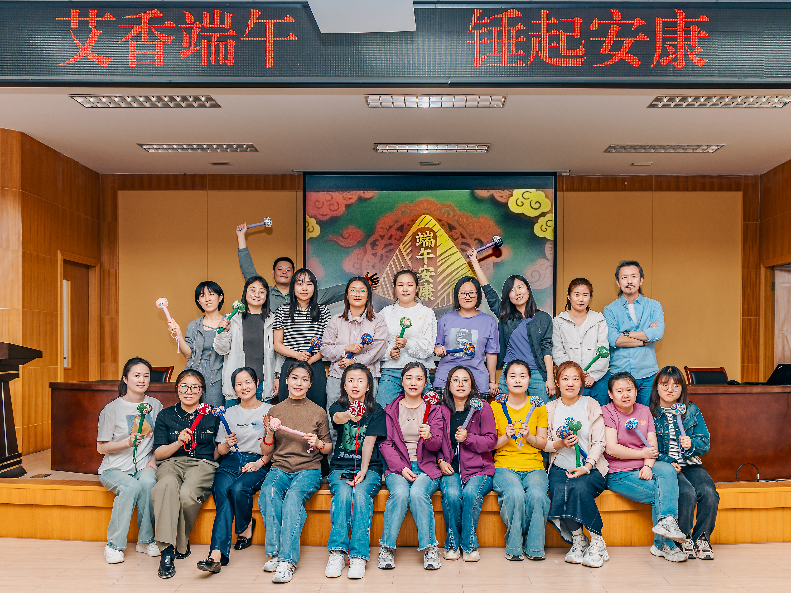 1748691368388072140.jpg 1748691368388072140.jpg